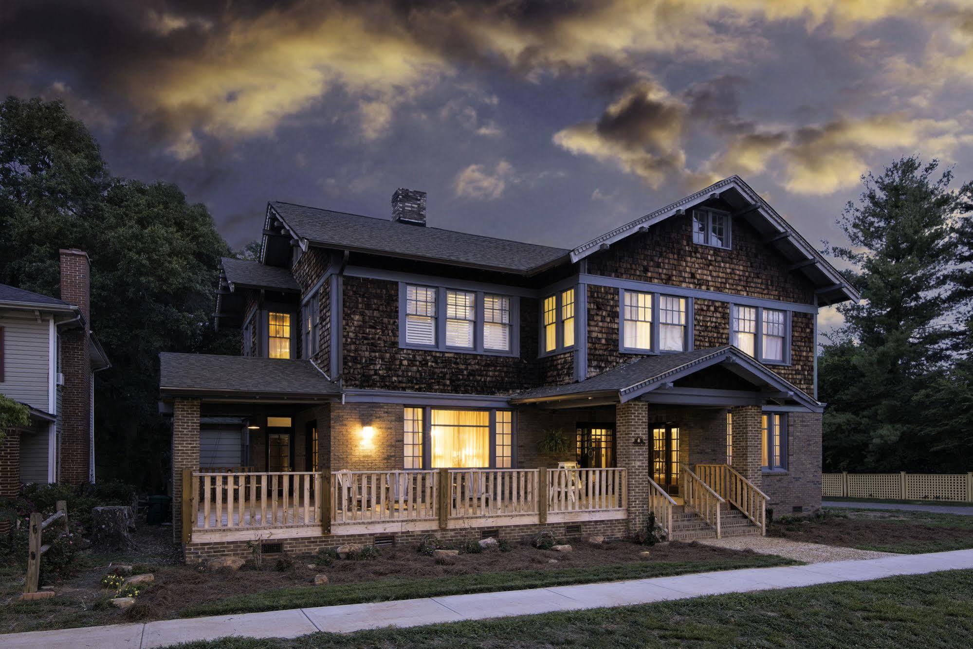 Morgan And Wells Bed and breakfast
